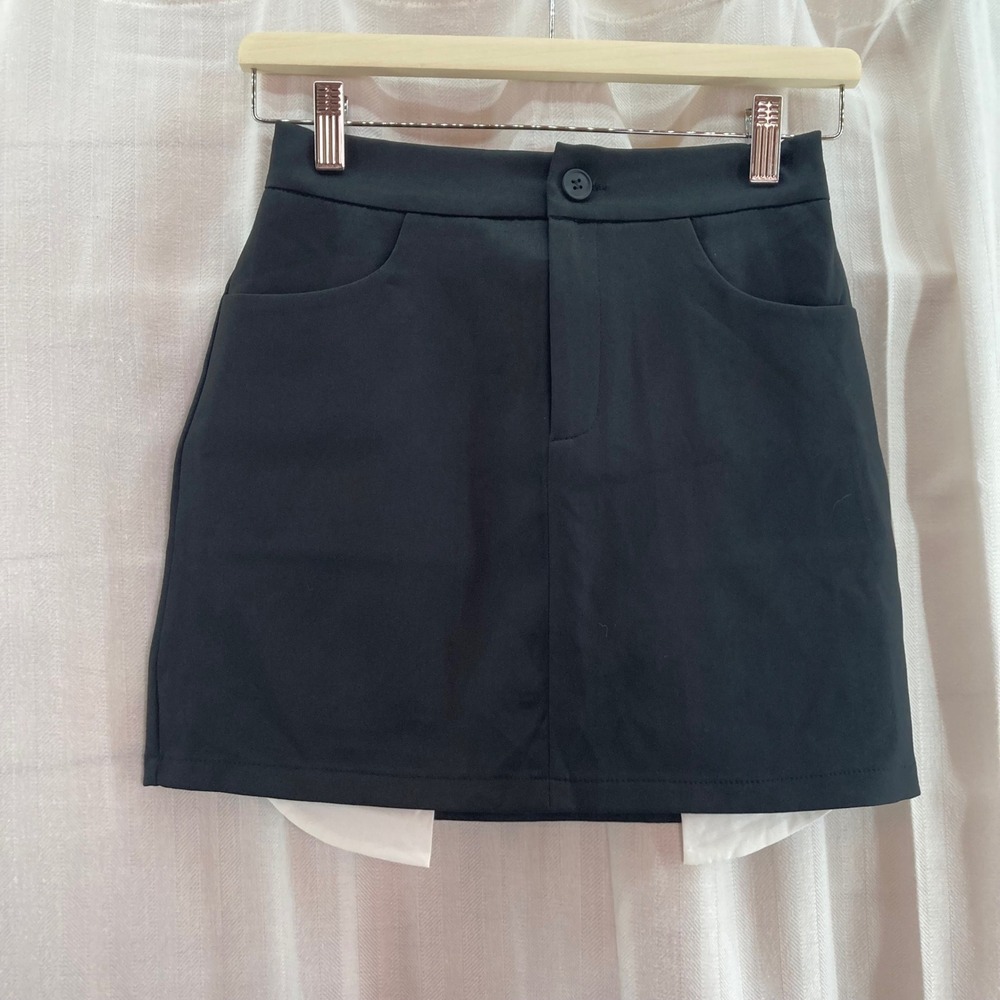LALADUDU Black A Line Mini Skirt with Built-in‎ Shorts M Exposed Pocket Preppy